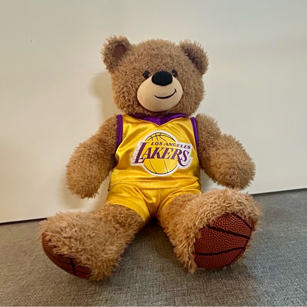 LALakers. Build-a-bear. NBA